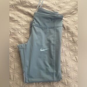 Grey Nike leggings